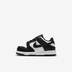 Nike Panda Dunks